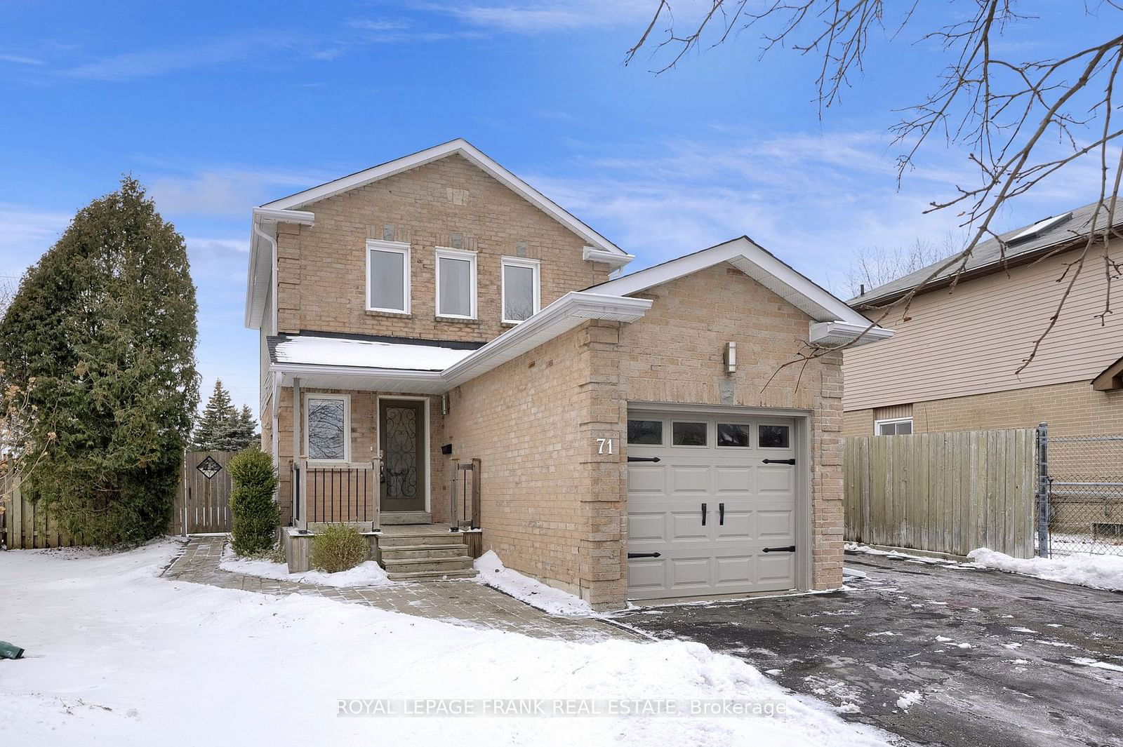 Detached House for sale at 71 Turnberry Crescent, Clarington, Courtice, L1E 1A4 - MLS: E11945264