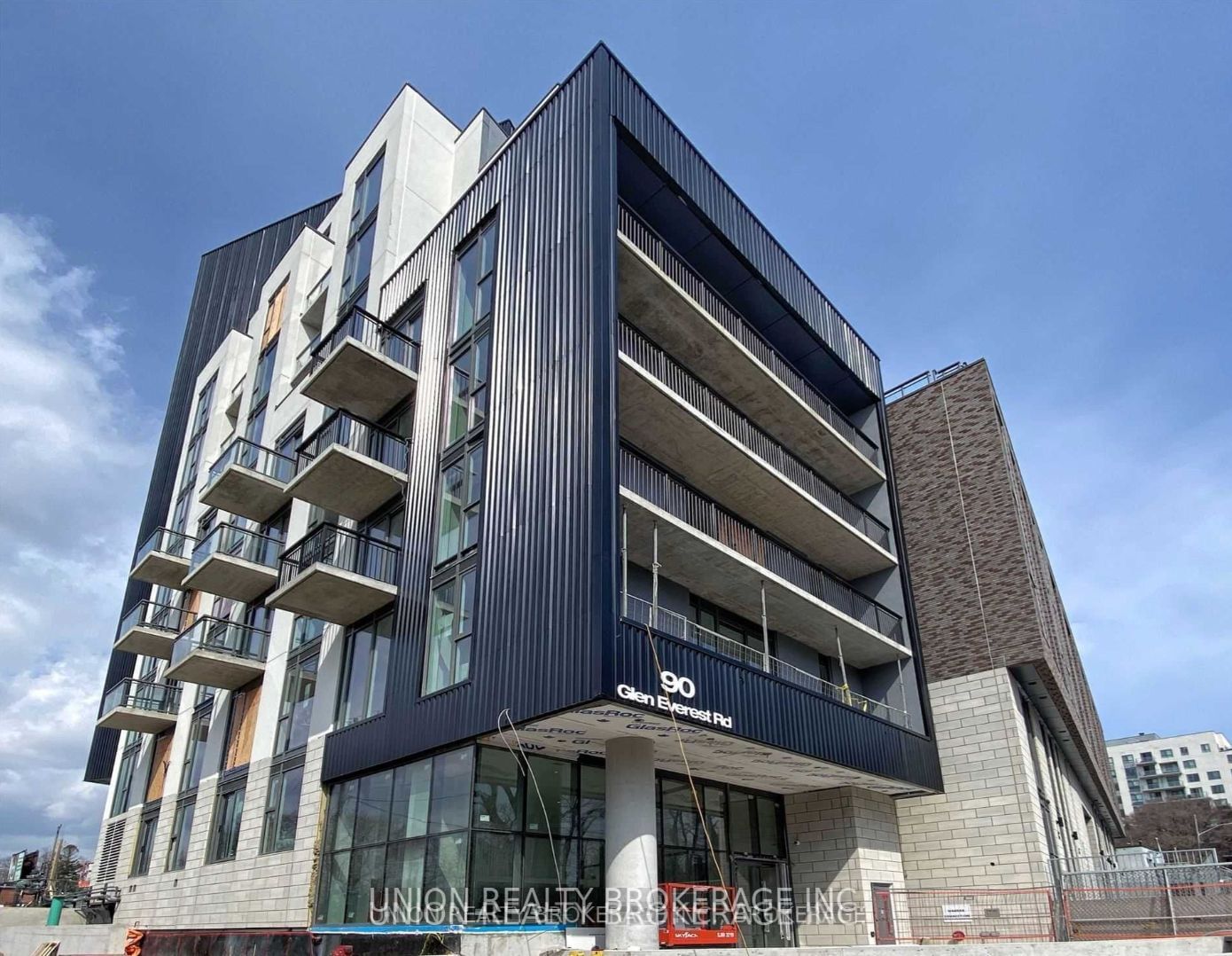 Condo for lease at 509-90 Glen Everest Road, Toronto, Birchcliffe-Cliffside, M1N 0C3 - MLS: E11945889