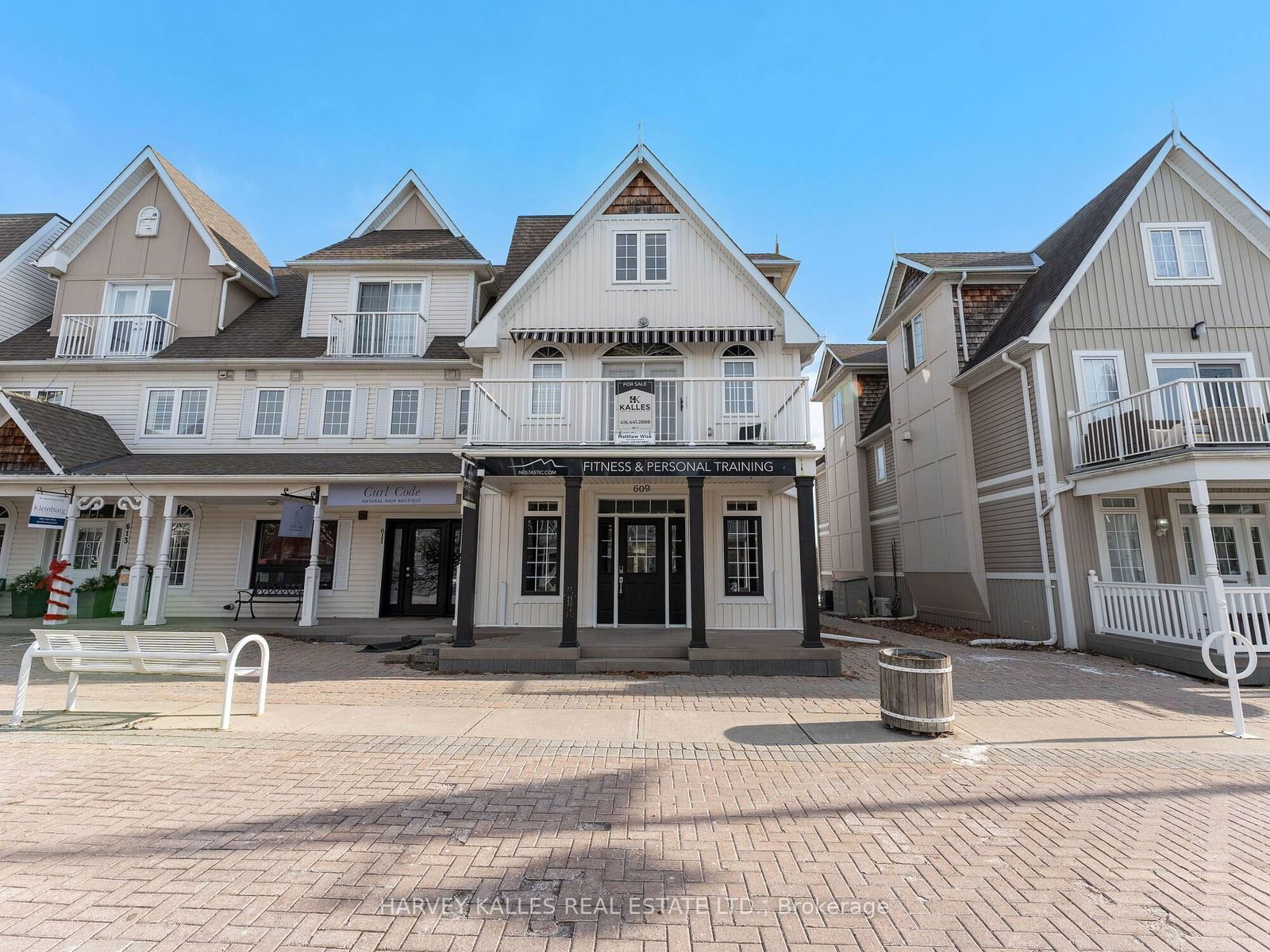 Townhouse for sale at 609 Liverpool Road, Pickering, Bay Ridges, L1W 1R1 - MLS: E11946028