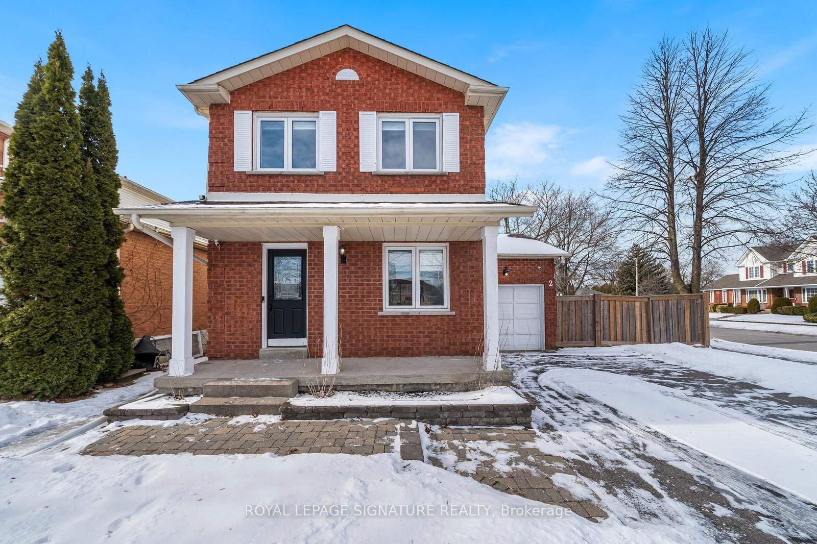 Detached House for sale at 2 Stephen Avenue, Clarington, Courtice, L1E 1Z2 - MLS: E11946567