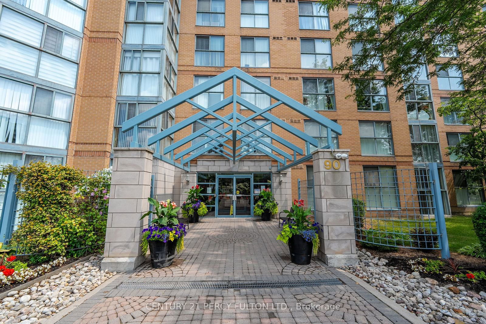 Condo for sale at 403-90 Dale Avenue, Toronto, Guildwood, M1J 3N4 - MLS: E11946808