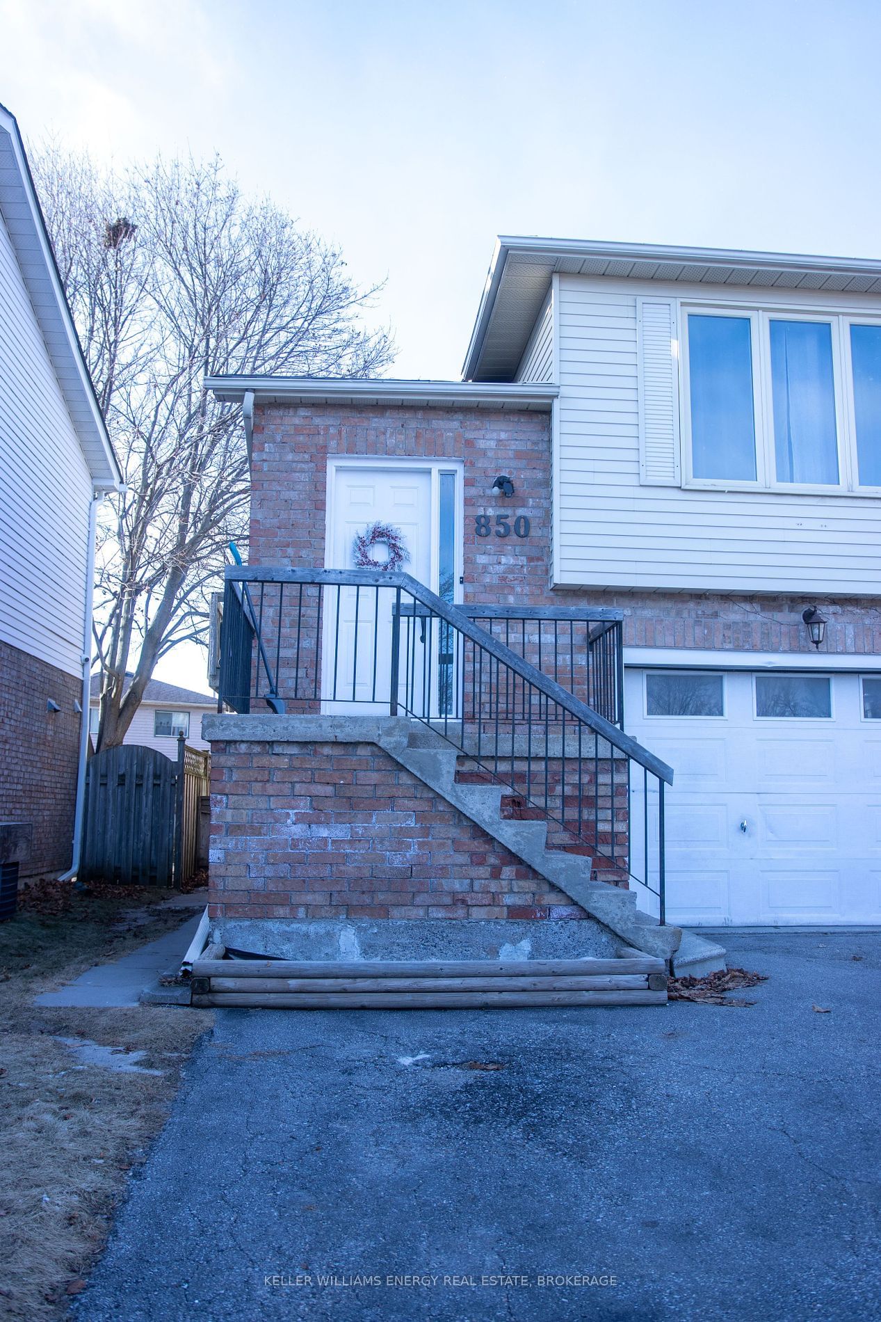 Detached House for lease at Bsmt-850 Bennett Court, Oshawa, Pinecrest, L1K 1V2 - MLS: E11946992