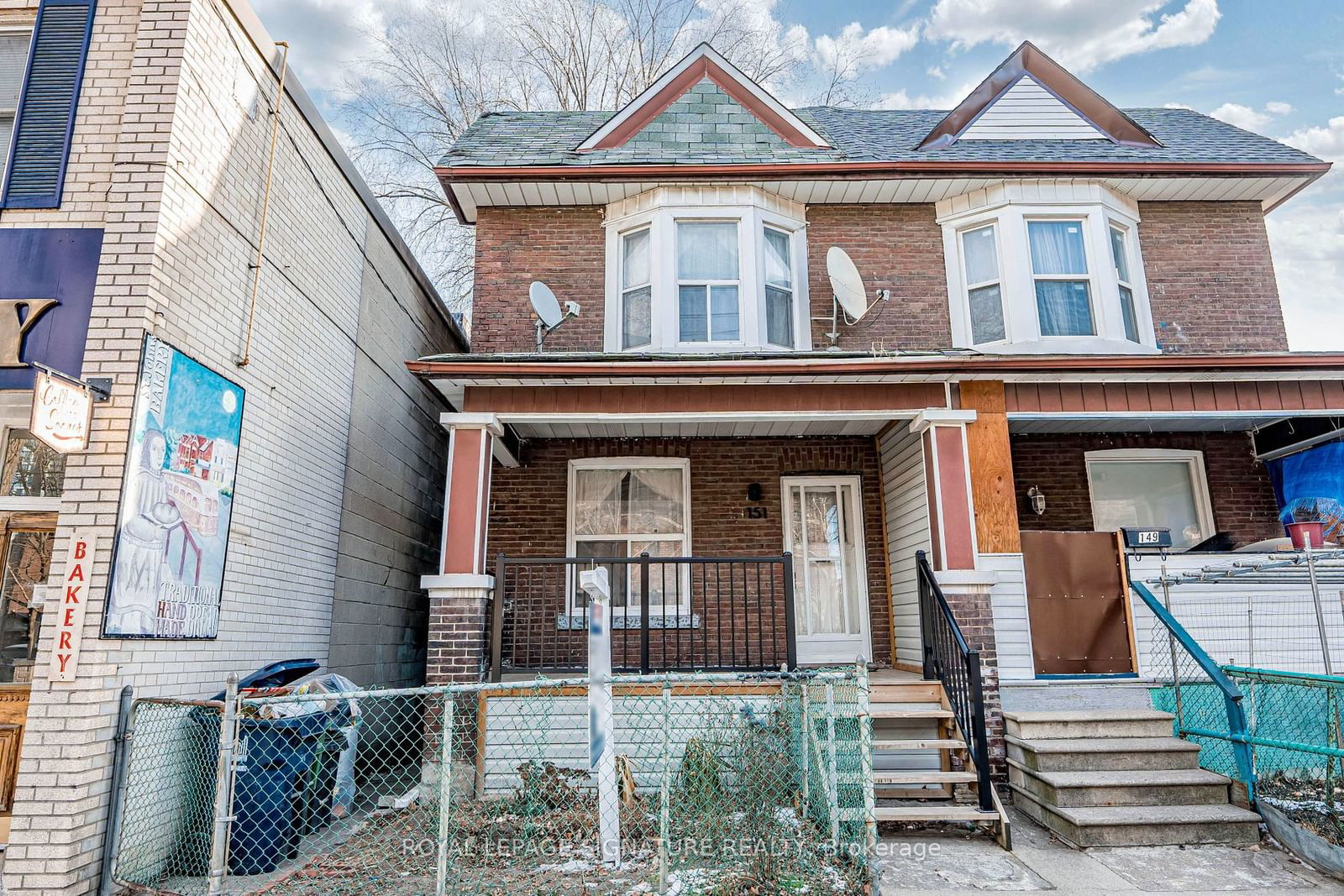 Semi-Detached House sold at 151 Broadview Avenue, Toronto, South Riverdale, M4M 2E9 - MLS: E11947026