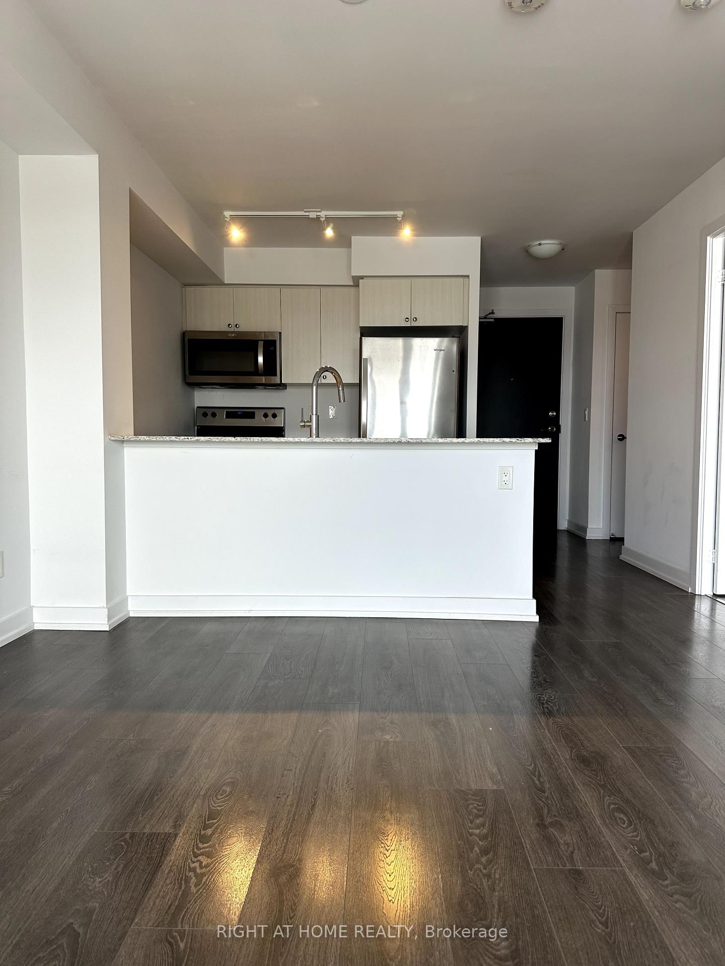 Condo for lease at 1008-8 Trent Avenue, Toronto, East End-Danforth, M4C 0A6 - MLS: E11947222