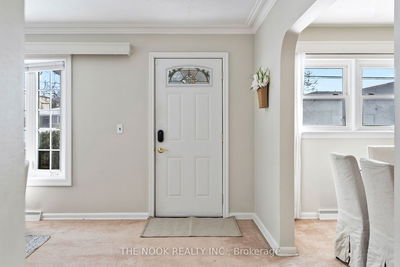 1416 Nash Rd, Clarington - Courtice image-0-3