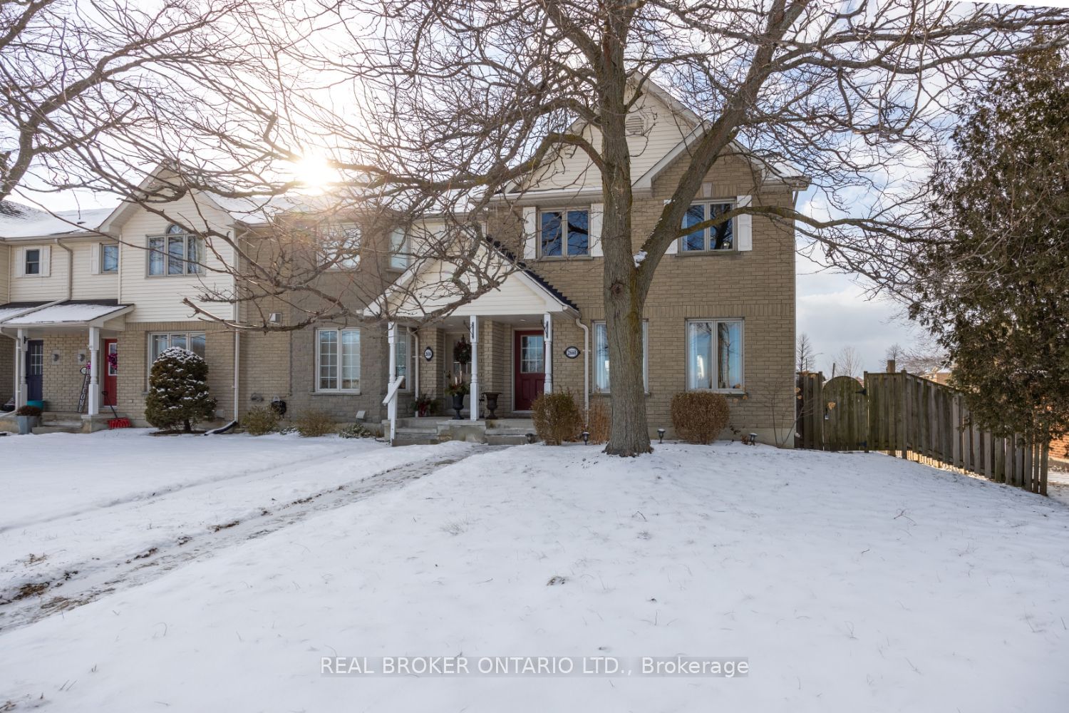 Townhouse for sale at 2660 Courtice Road, Clarington, Courtice, L1E 2M7 - MLS: E11947522