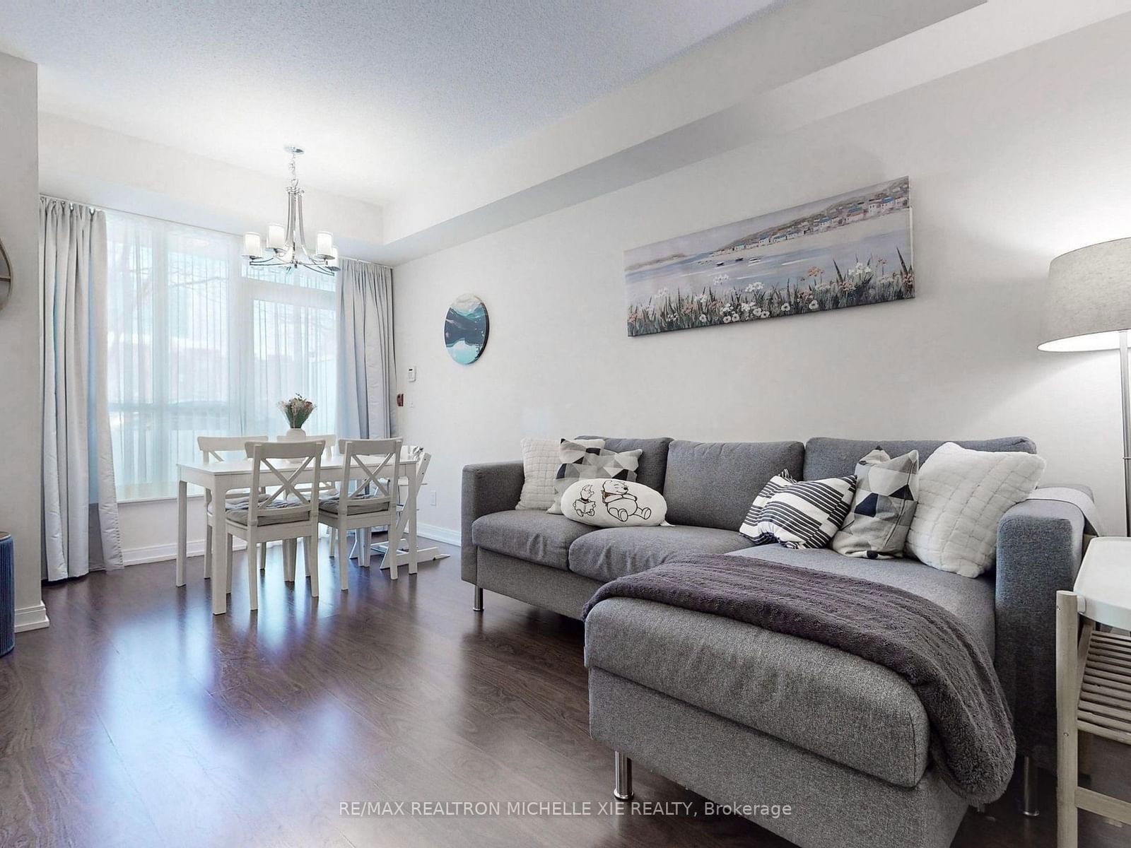 Condo for sale at 106-151 Village Green Square, Toronto, Agincourt South-Malvern West, M1S 0K5 - MLS: E11947533