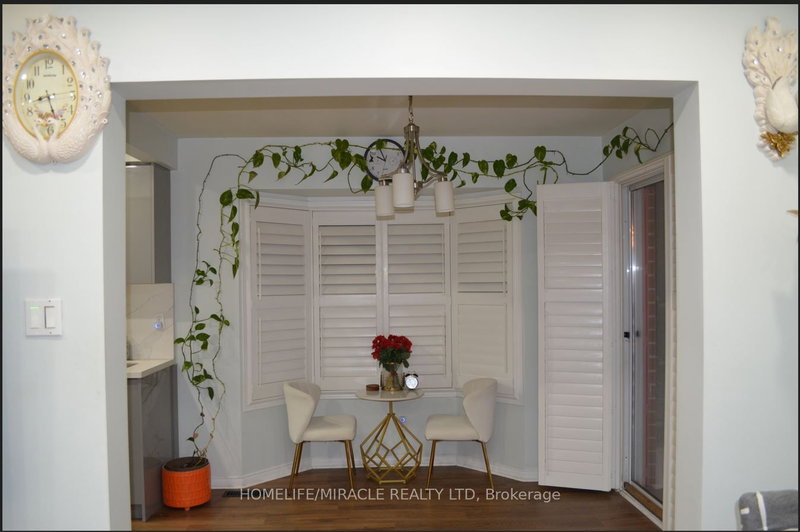 15 Heaver Dr, Whitby, L1N 9K4 | Image 3