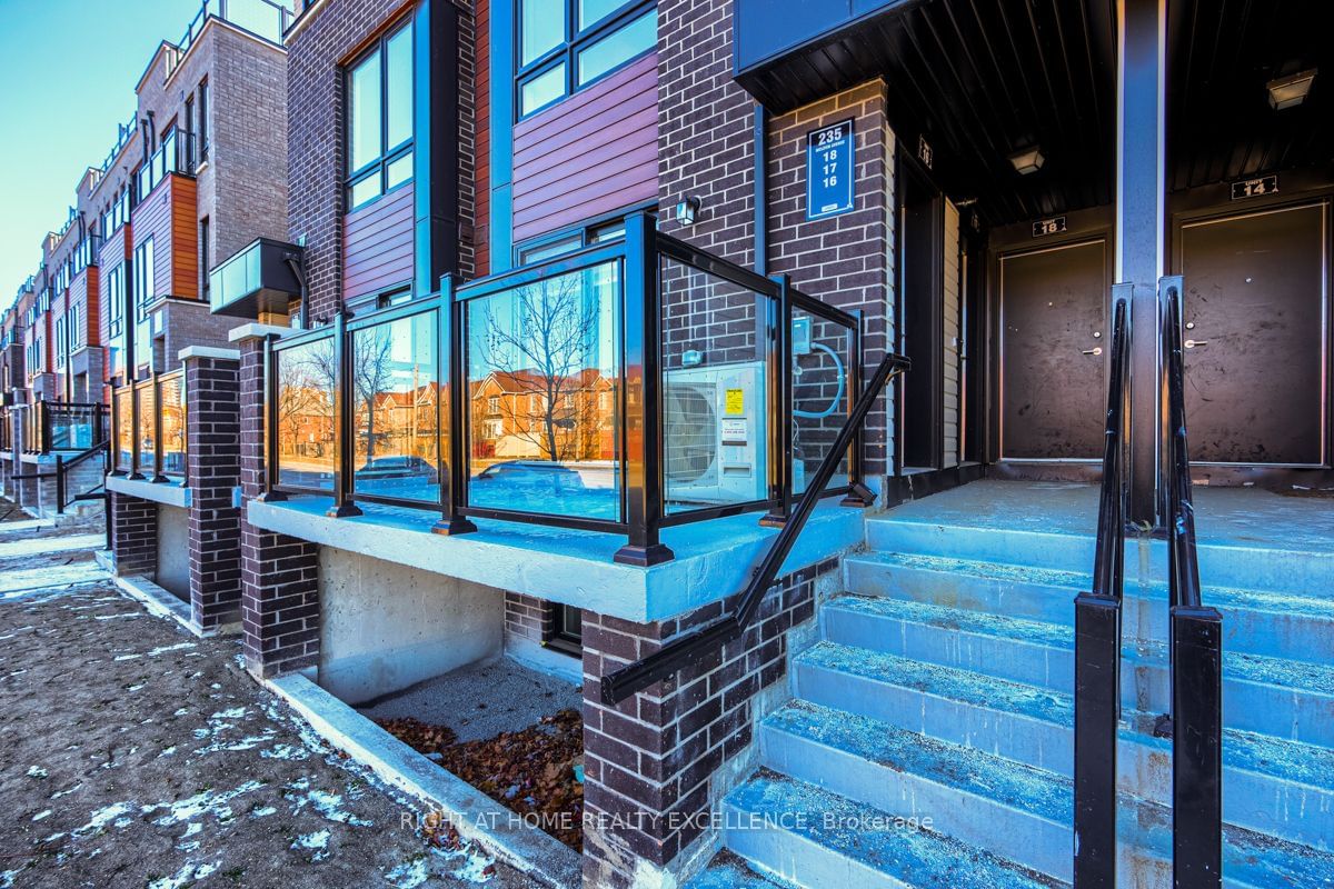 Townhouse leased at 16-235 Mclevin Avenue, Toronto, Malvern, M1B 0E8 - MLS: E11947880