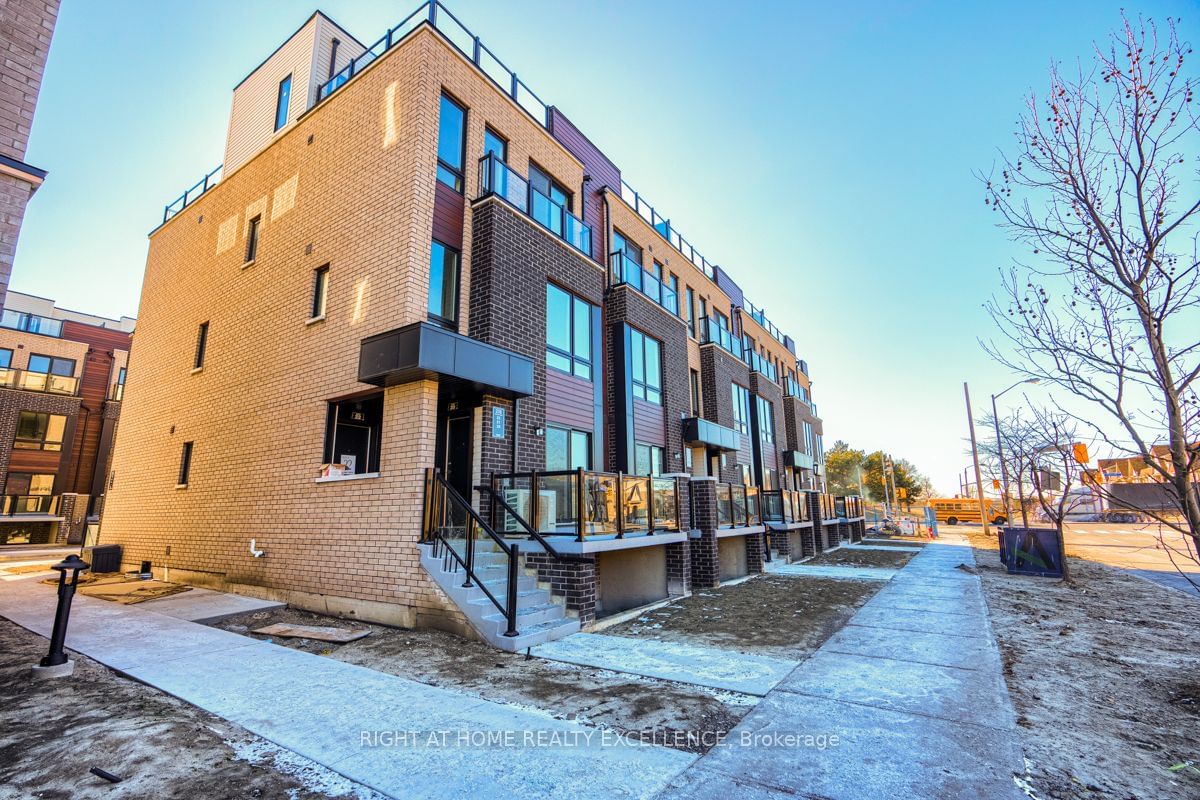 Townhouse leased at 16-235 Mclevin Avenue, Toronto, Malvern, M1B 0E8 - MLS: E11947880