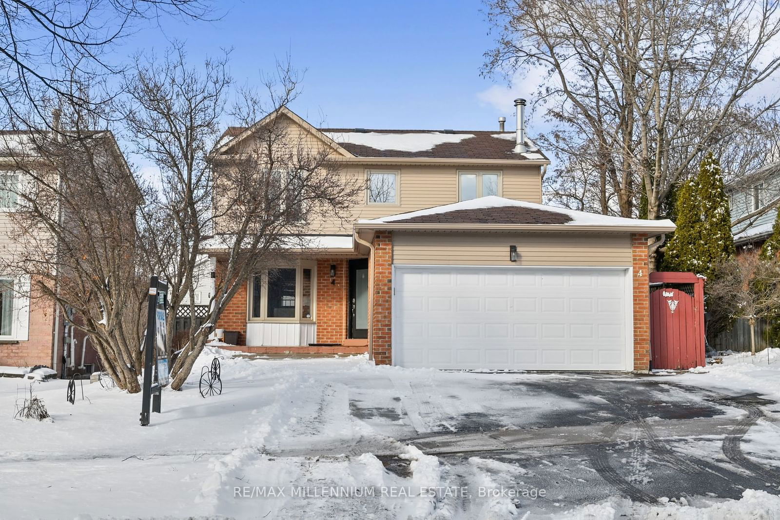 Detached House sold at 4 Pembry Drive, Ajax, Central, L1S 6R5 - MLS: E11948060