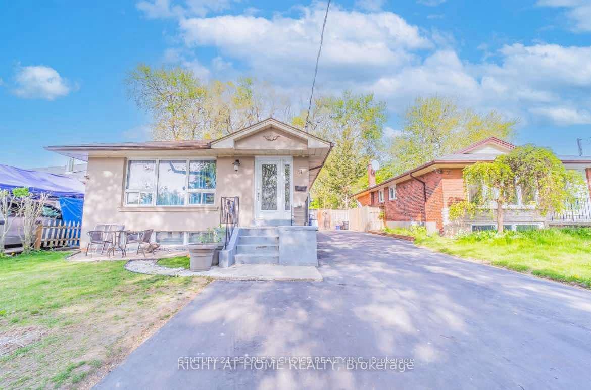 Detached House for lease at Main-11 Abbeville Road, Toronto, Woburn, M1H 1Y4 - MLS: E11948310