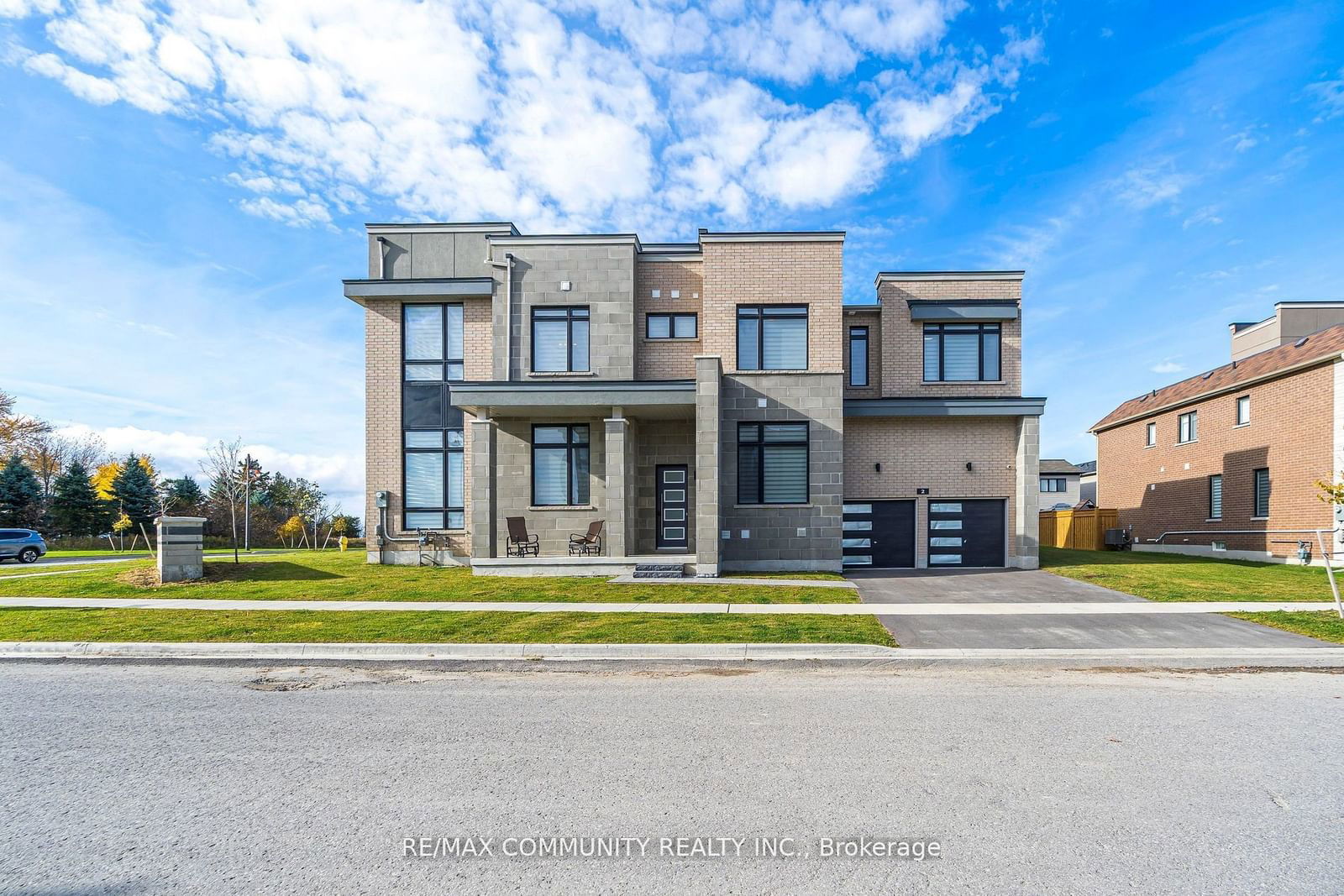 Detached House for lease at 2 Crows Nest Lane, Clarington, Bowmanville, L1C 4A7 - MLS: E11949819