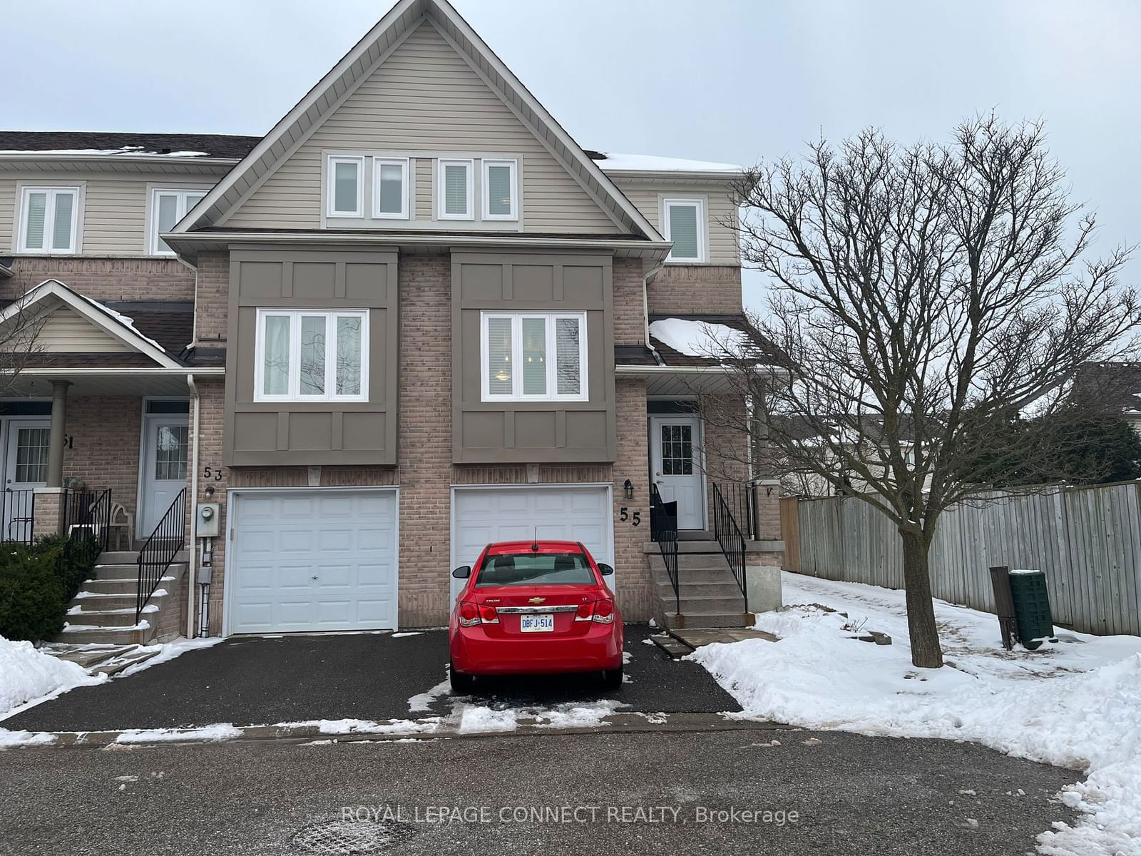 Townhouse sold at 55 Alexis Way, Whitby, Williamsburg, L1R 2N9 - MLS: E11950012