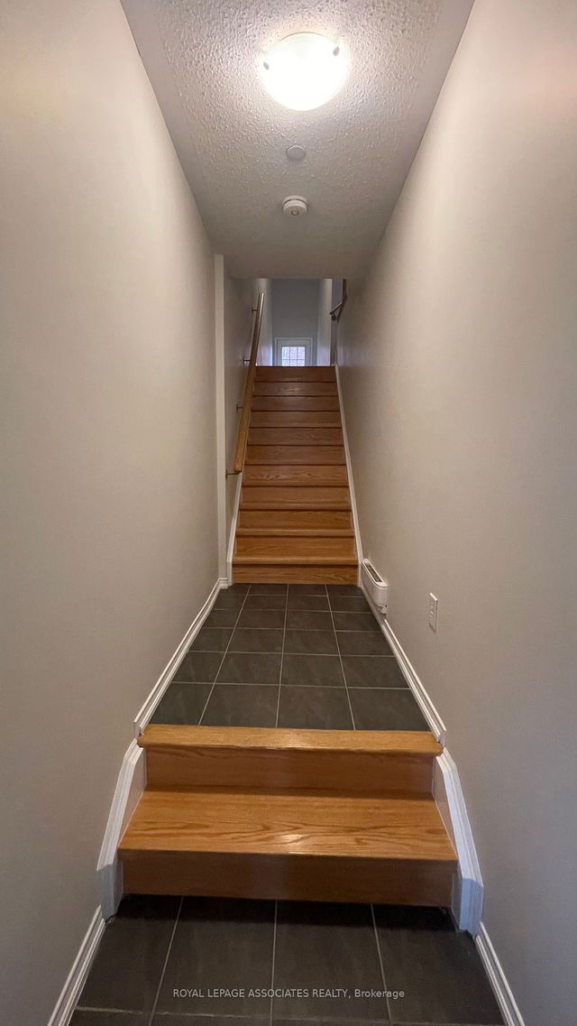2506 Rosedrop Path
