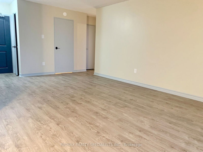 309 - 101 Prudential Dr, Toronto, M1P 4S5 | Image 3