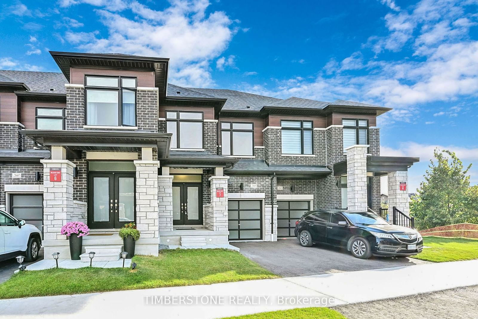 Townhouse for sale at 2605 Hibiscus Drive, Pickering, Rural Pickering, L1X 2R2 - MLS: E11950536