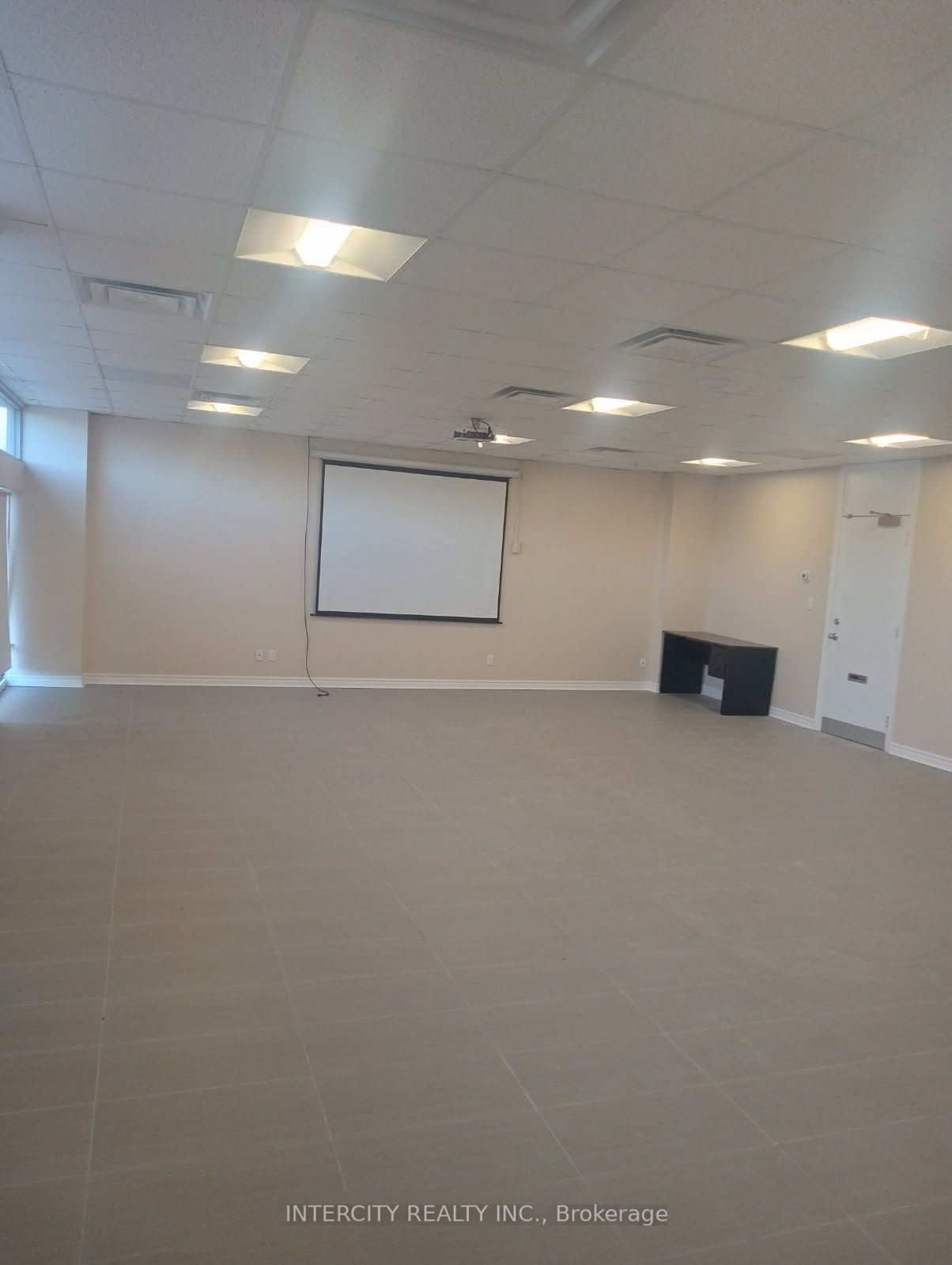 2901 Lawrence Avenue E, Unit 303 - Photo 5