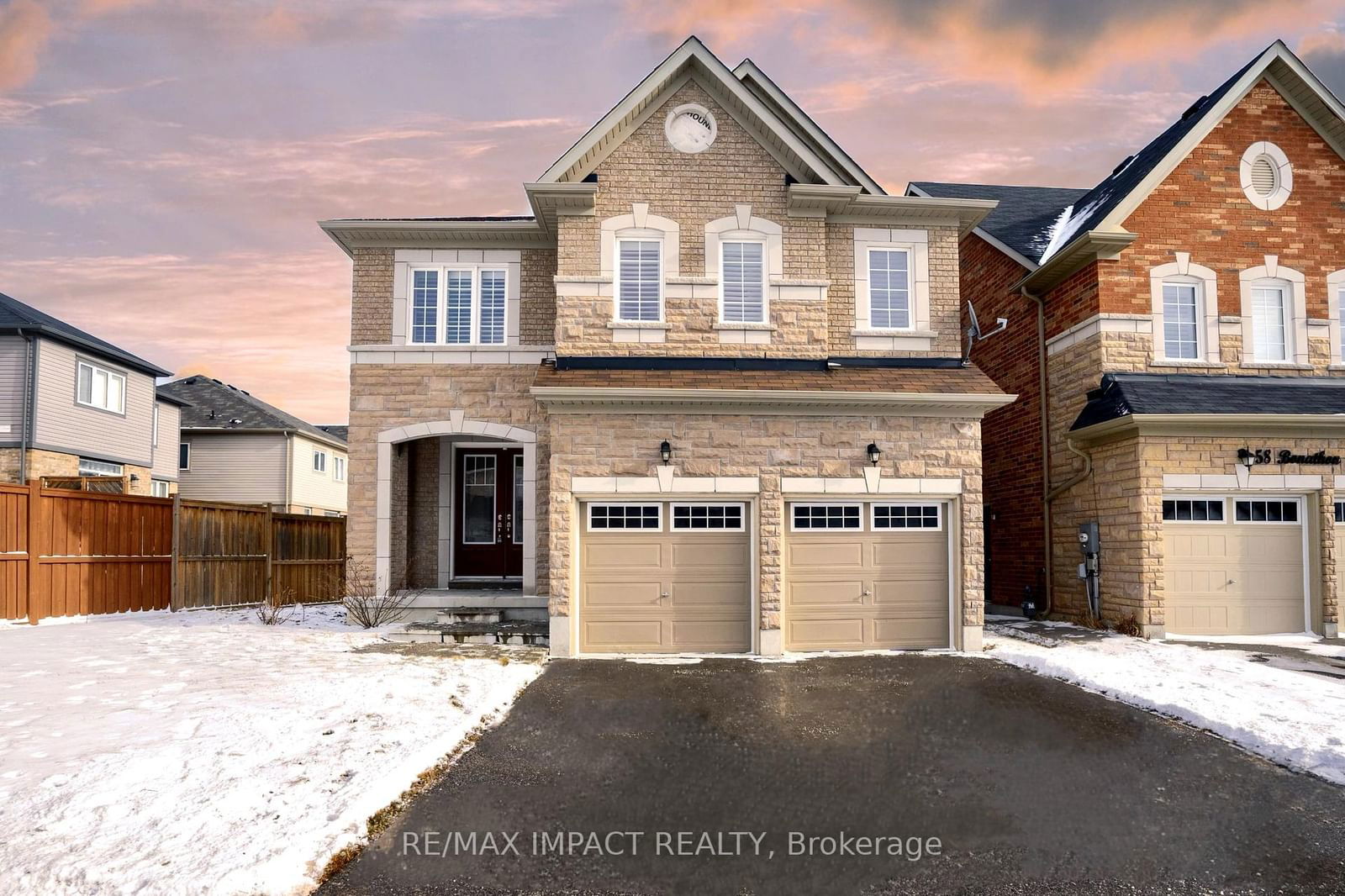 Detached House for sale at 56 Bonathon Crescent, Clarington, Bowmanville, L1C 5B9 - MLS: E11951141