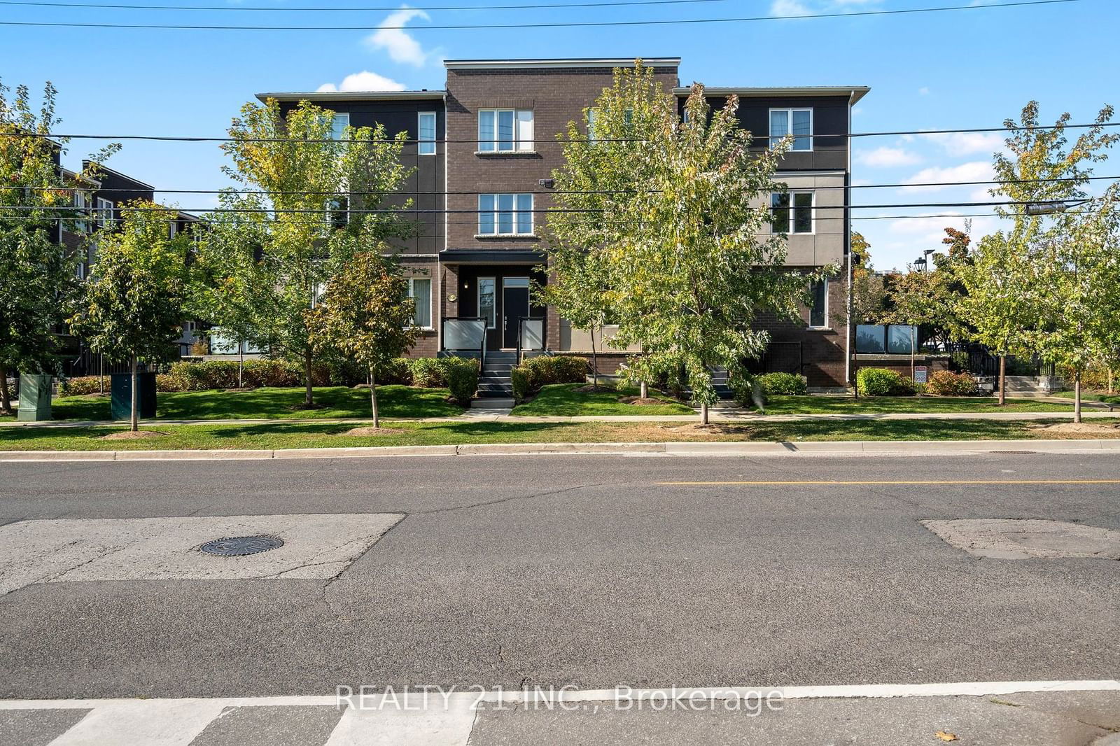 Building at 25 Heron Park Place, Toronto, West Hill