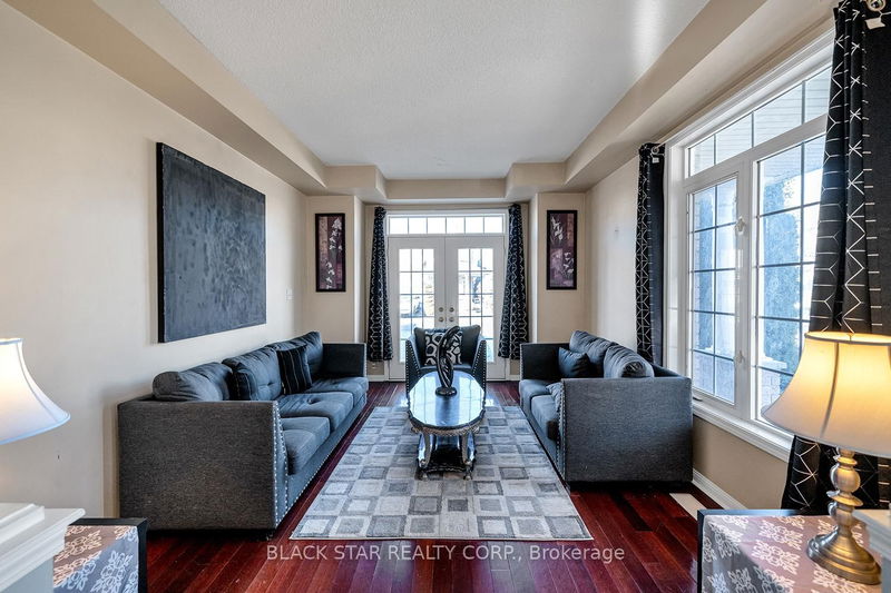 home for lease on 50 Dent Street