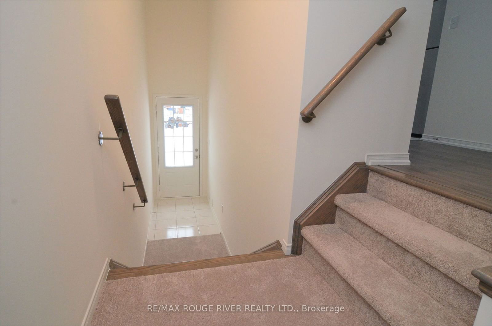 Townhouse for lease at 2755 Deputy Minister Path, Oshawa, Windfields, L1L 0M7 - MLS: E11951787