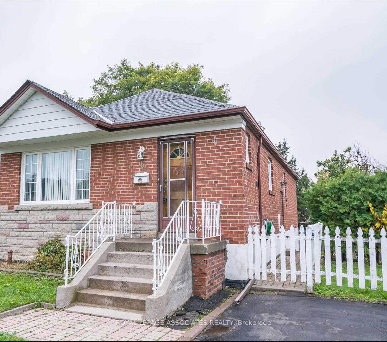 Detached House for lease at Main Fl-6 Iondale Place, Toronto, Ionview, M1K 3B2 - MLS: E11952939