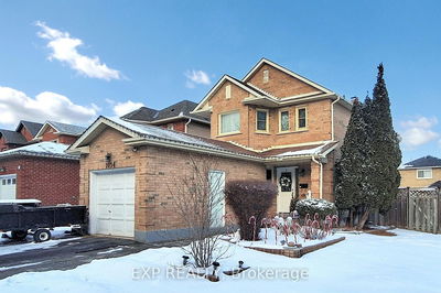 1034 Benton Cres, Pickering - Liverpool image-0-3