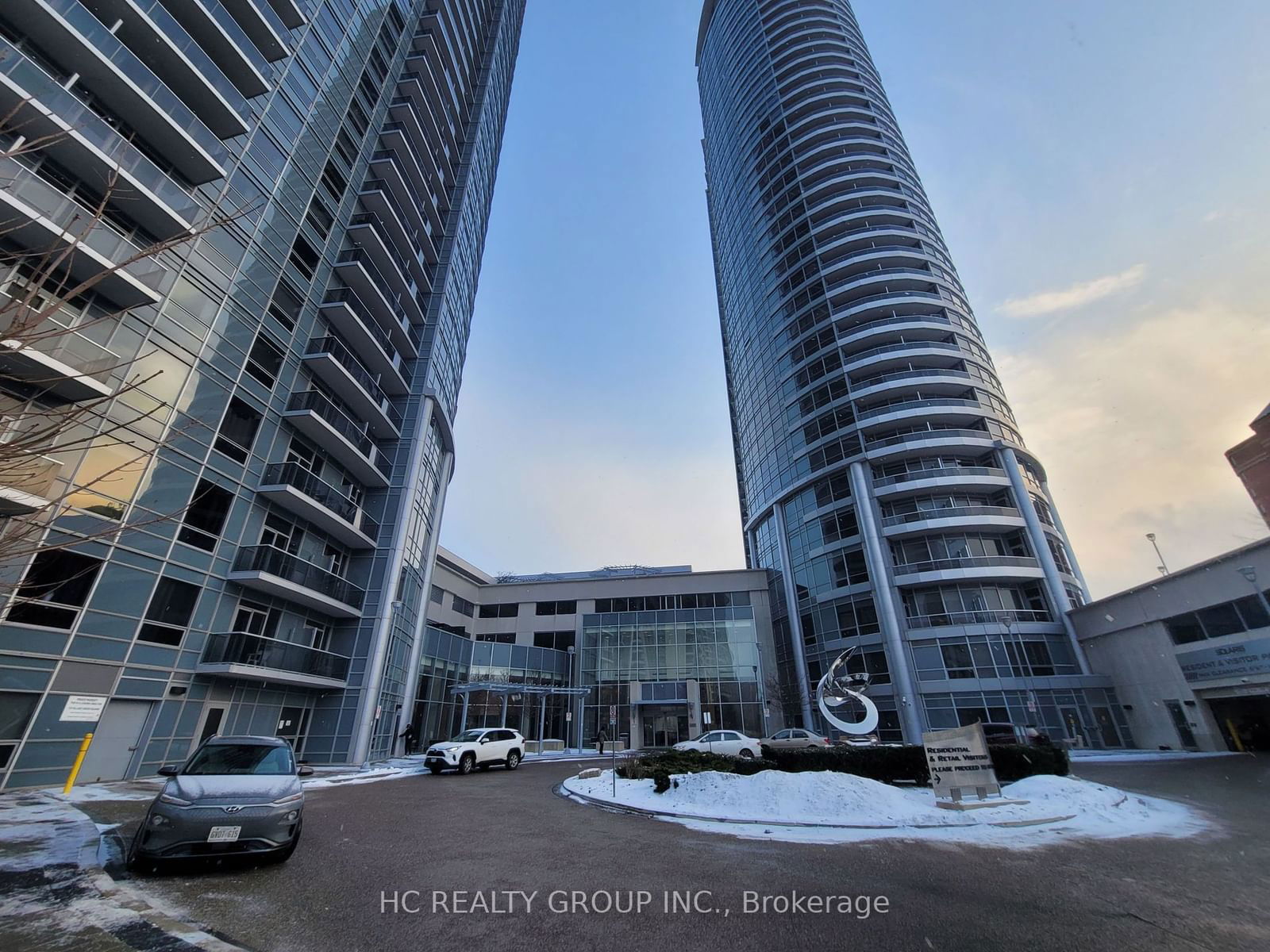 Condo for lease at 2208-125 Village Green Square, Toronto, Agincourt South-Malvern West, M1S 0G3 - MLS: E11953463