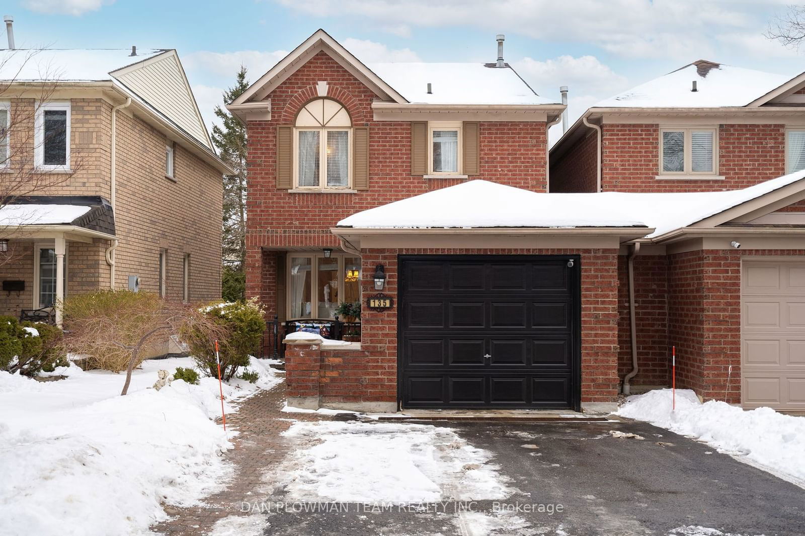 Detached House sold at 135 Thicket Crescent, Pickering, Highbush, L1V 6S6 - MLS: E11954110