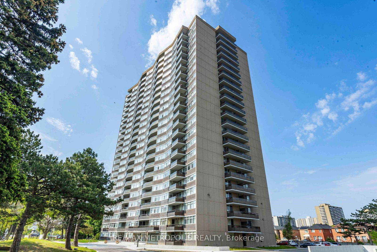 Condo for sale at 808-3151 Bridletowne Circle, Toronto, L'Amoreaux, M1W 2T1 - MLS: E11954245