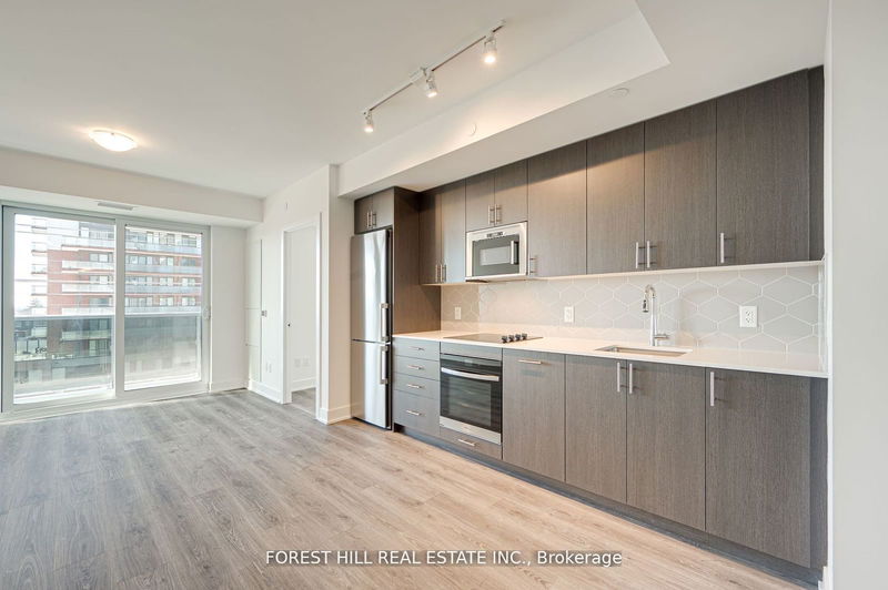 home for lease on 415-2545 Simcoe Street N