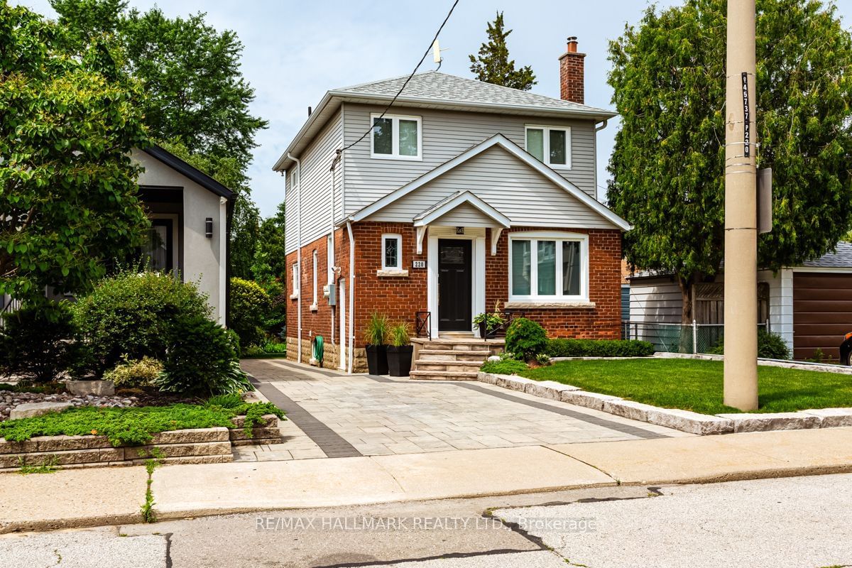 Detached House for sale at 220 Linsmore Crescent, Toronto, Danforth Village-East York, M4J 4L4 - MLS: E11954478