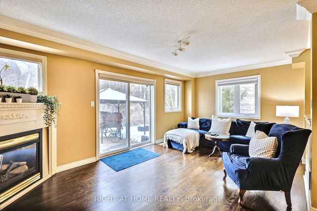 746 Swan Place