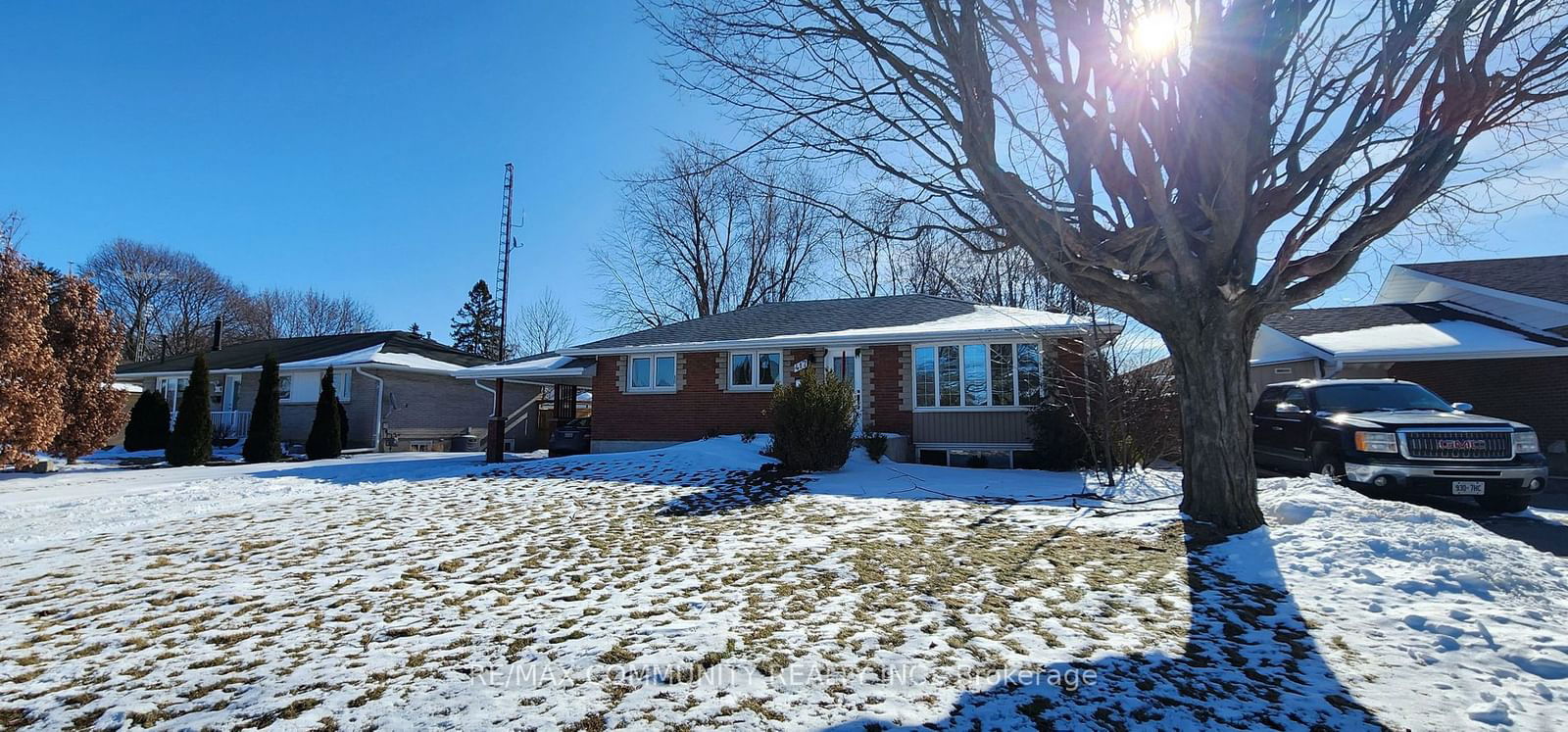 Detached House for lease at Main-417 Rossmount Avenue, Oshawa, Northglen, L1J 3K5 - MLS: E11955725