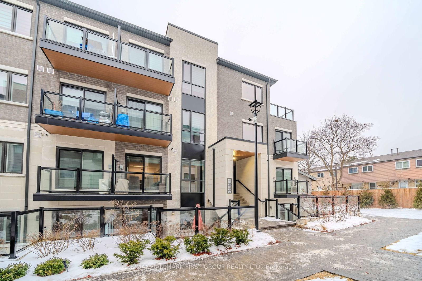 Townhouse for sale at B208-50 Morecambe Gate, Toronto, L'Amoreaux, M1W 0A9 - MLS: E11956396