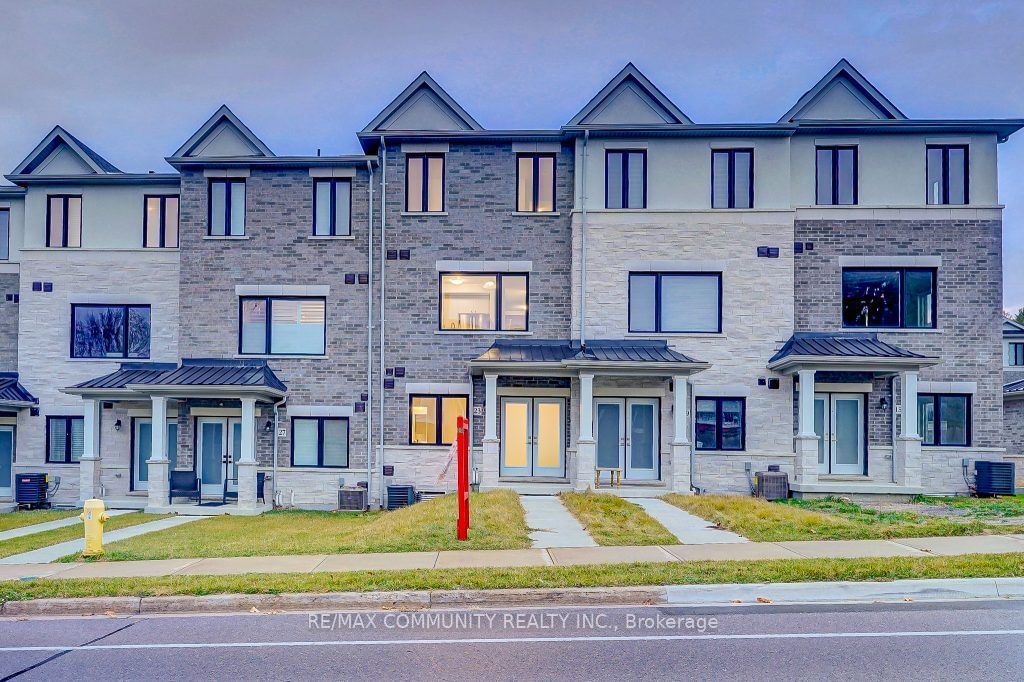 Townhouse for sale at 23 Gerry Henry Lane, Clarington, Courtice, L1E 2Y4 - MLS: E11956963