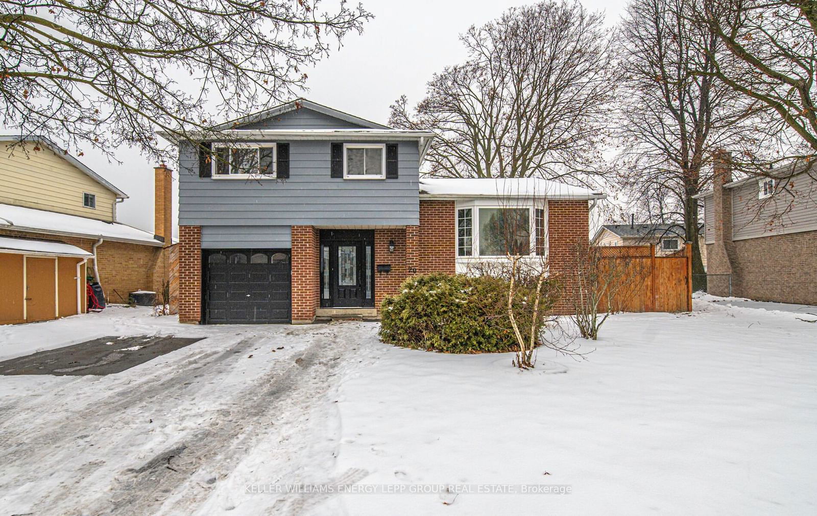 Detached House sold at 20 Kenton Court, Whitby, Lynde Creek, L1N 5X7 - MLS: E11957593