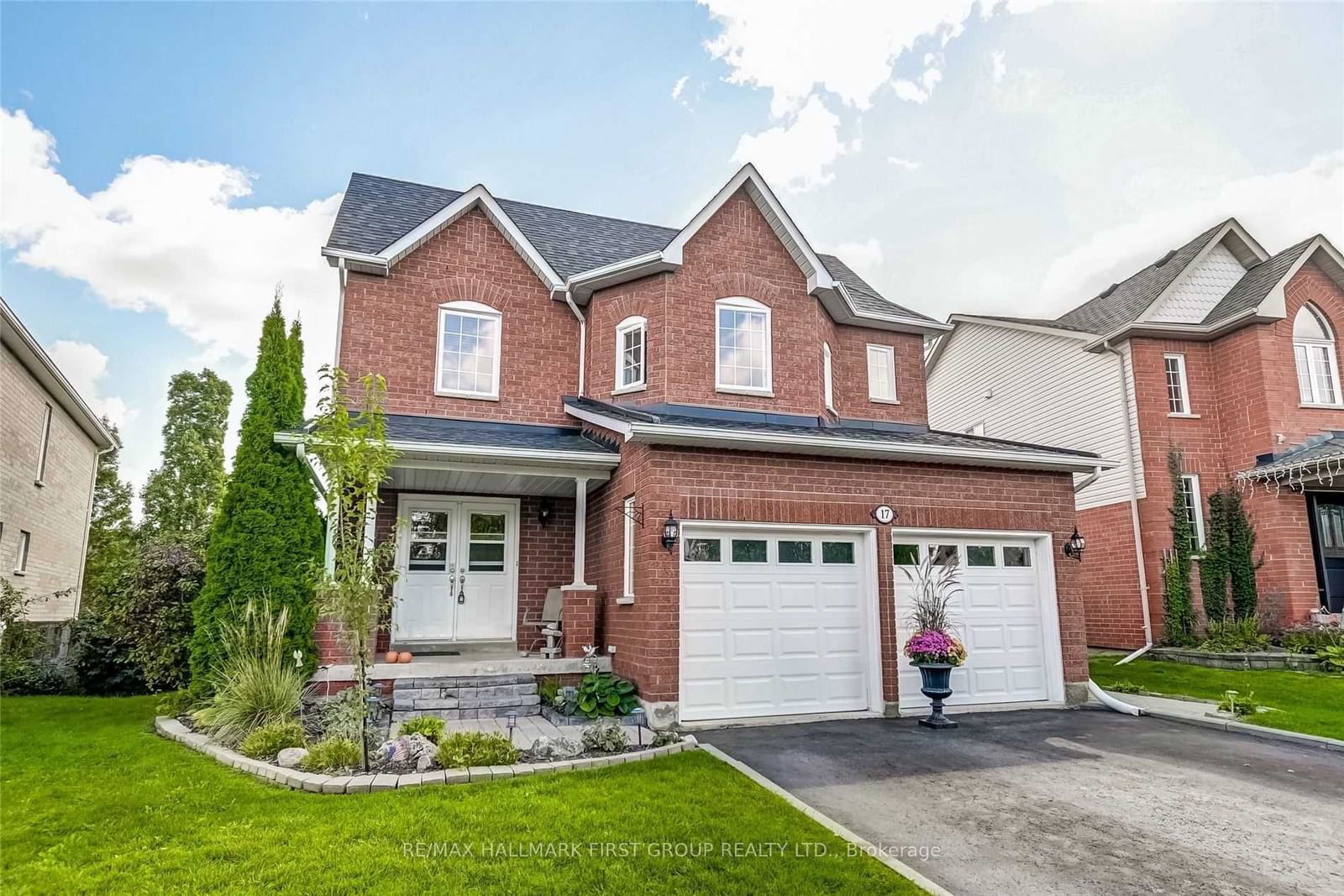 Detached House sold at 17 Dart Court, Clarington, Bowmanville, L1C 5C7 - MLS: E11958089