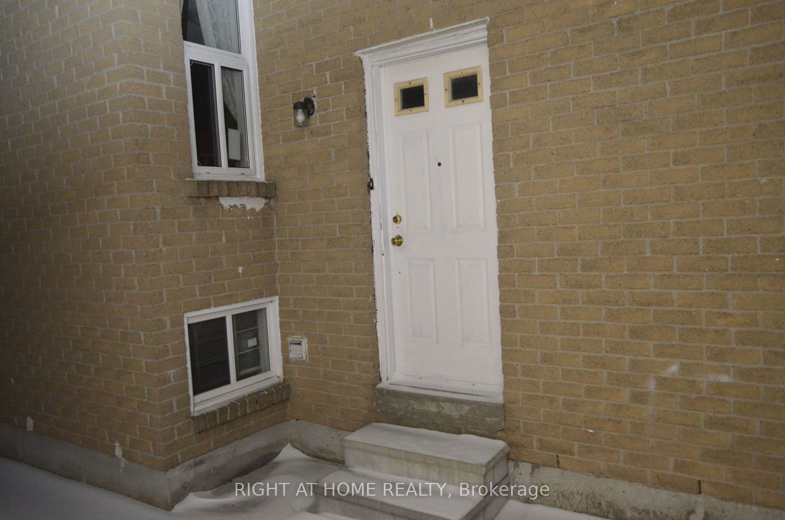 Detached House for lease at BSMT-4 Rovinelli Road, Toronto, Malvern, M1B 4L6 - MLS: E11958361