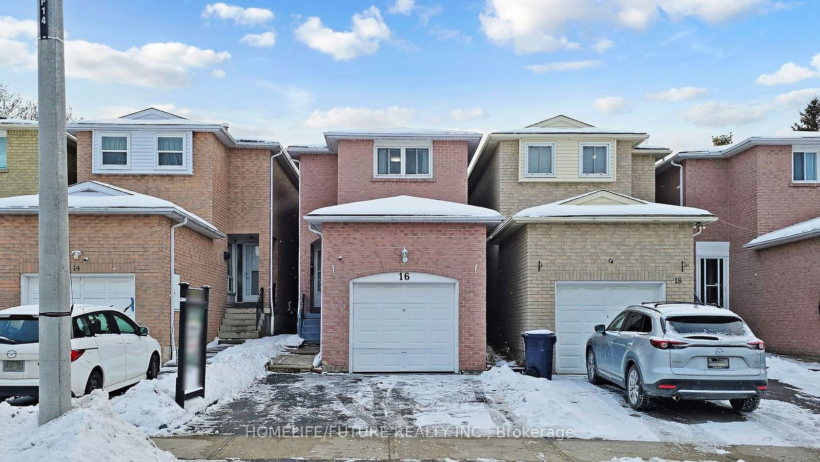 Detached House for sale at 16 Chad Crescent, Toronto, Malvern, M1B 2Z6 - MLS: E11958843