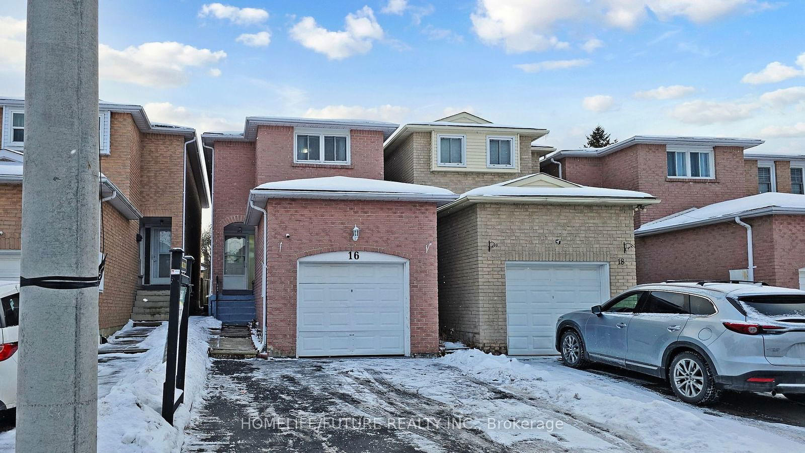 Detached House for sale at 16 Chad Crescent, Toronto, Malvern, M1B 2Z6 - MLS: E11958843