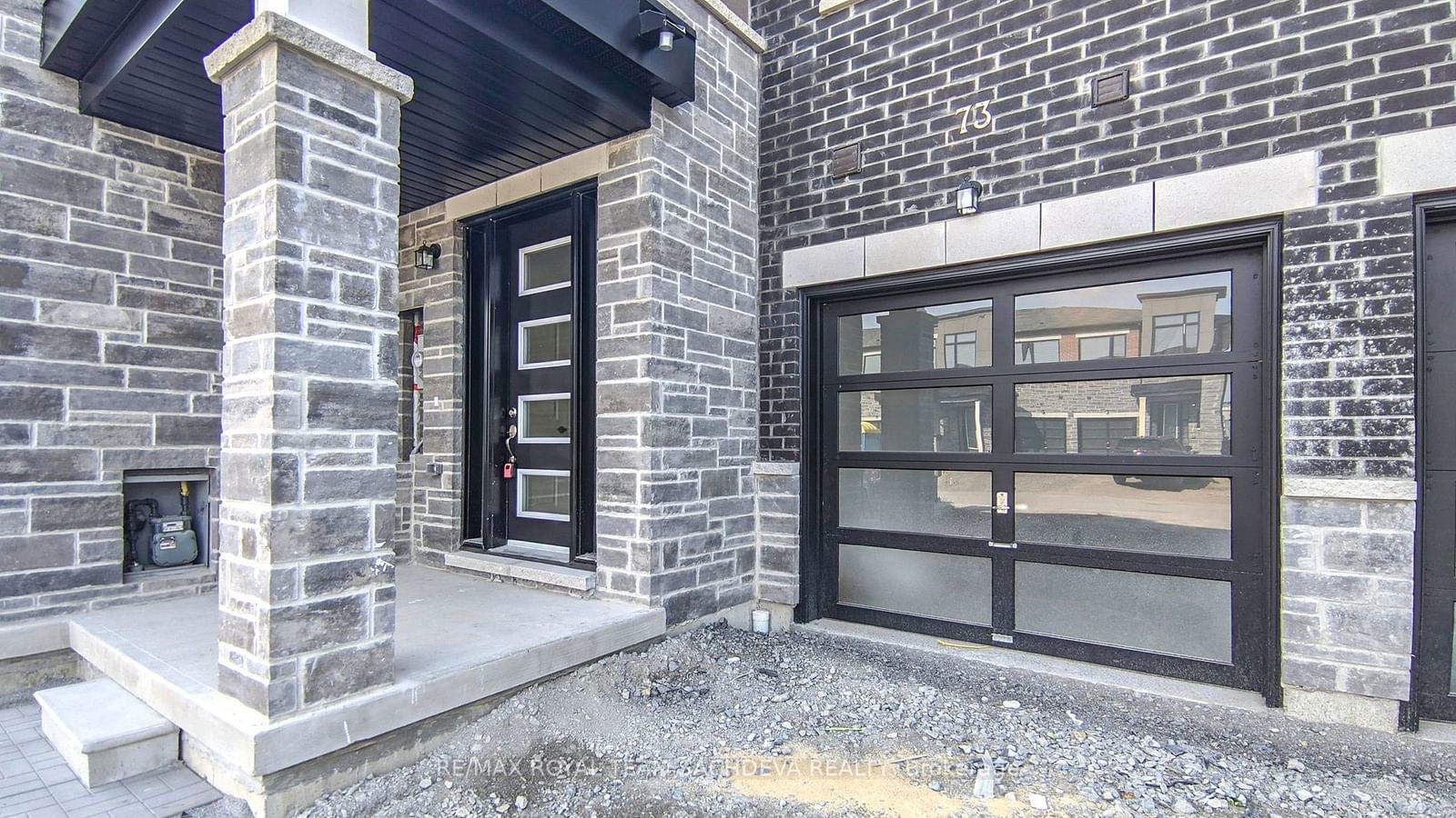 Townhouse for lease at 73 Pine Gate Place, Whitby, Williamsburg, L1R 0S2 - MLS: E11959511