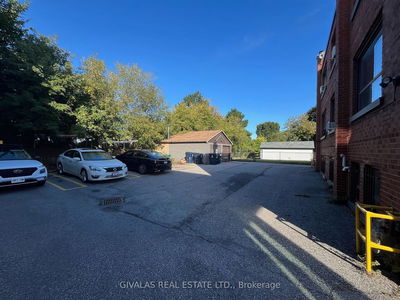 502 Birchmount Rd, Toronto - Clairlea-Birchmount image-0-3