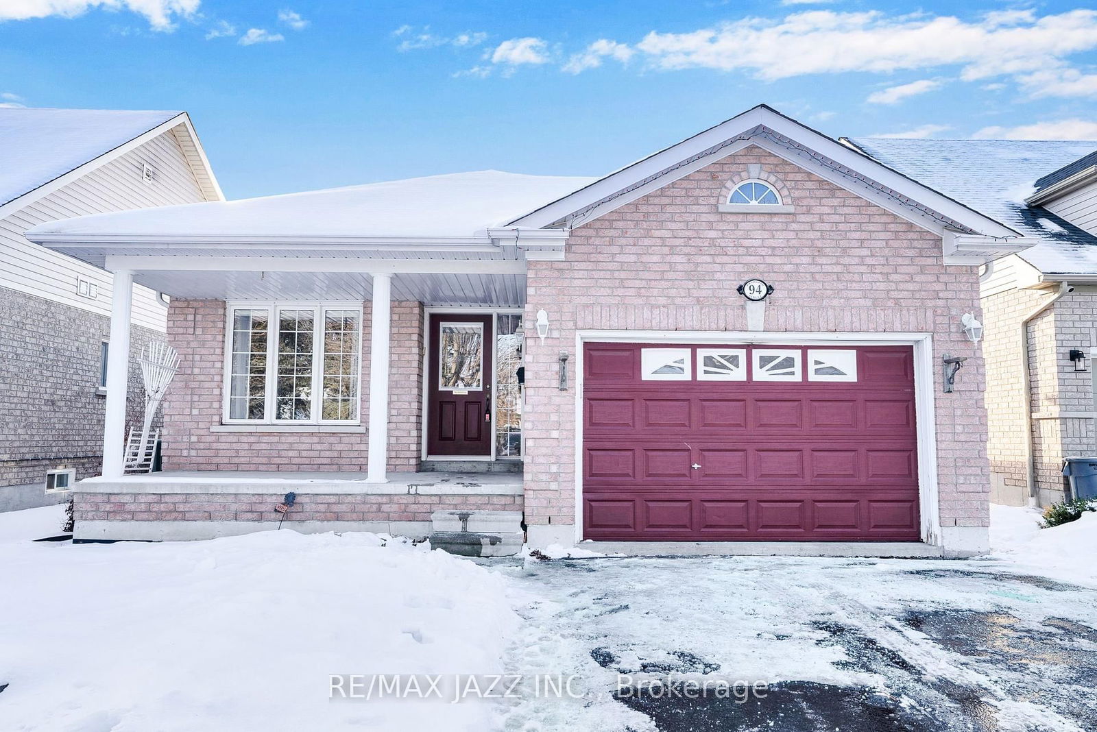 Detached House sold at 94 Bradshaw Street, Clarington, Bowmanville, L1C 2H3 - MLS: E11960569