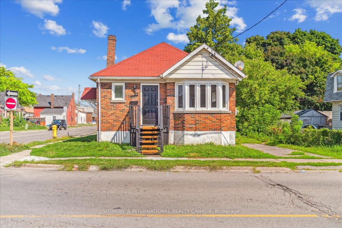 Detached House leased at 32 Olive Avenue, Oshawa, Central, L1H 2N8 - MLS: E11960866