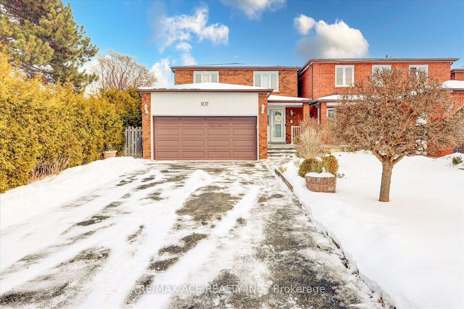 Detached House sold at 107 Orton Park Road, Toronto, Morningside, M1G 3G9 - MLS: E11961674