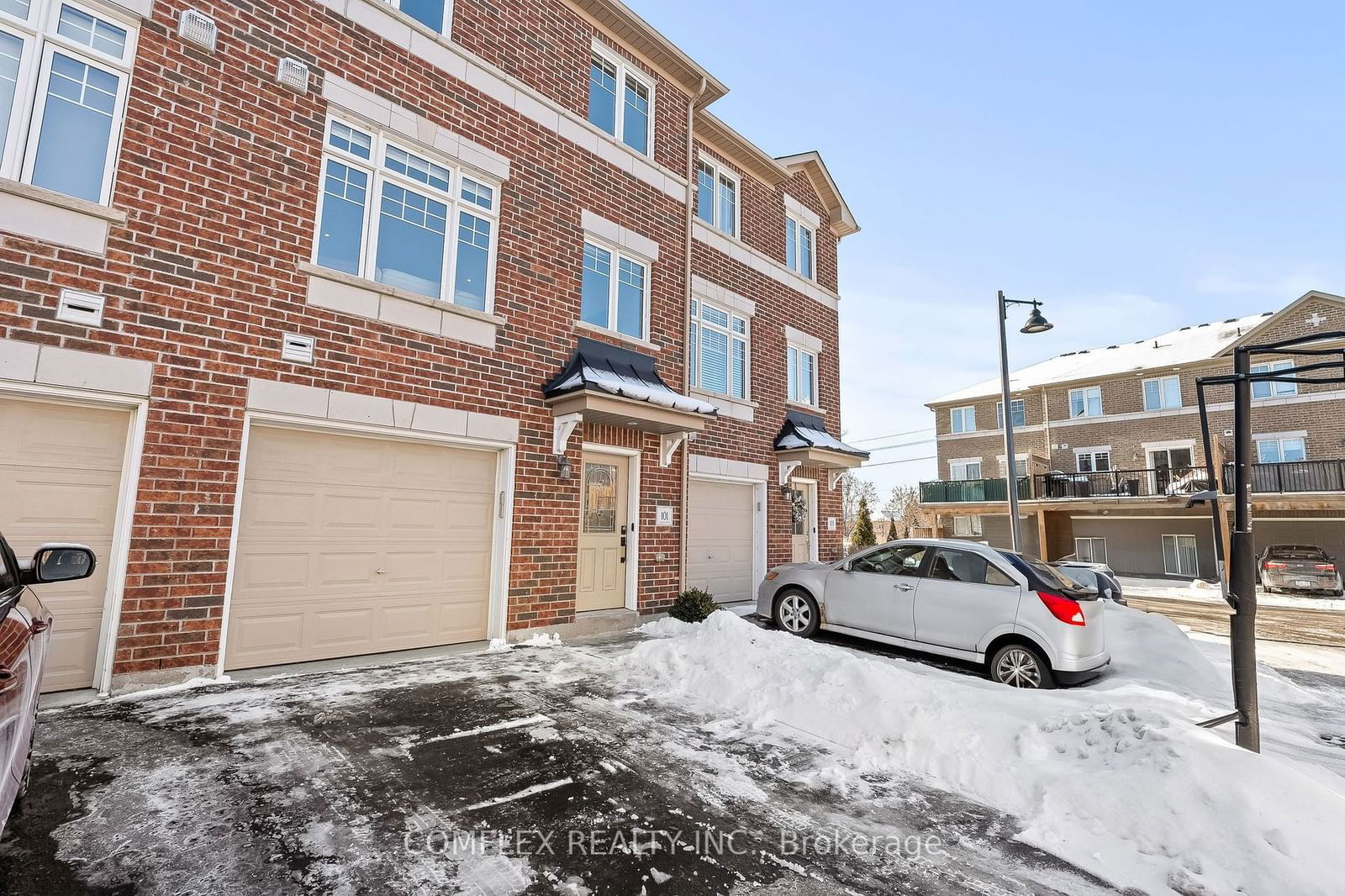 Townhouse for sale at 101 Markham Trail Trail, Clarington, Bowmanville, L1C 0S4 - MLS: E11961675