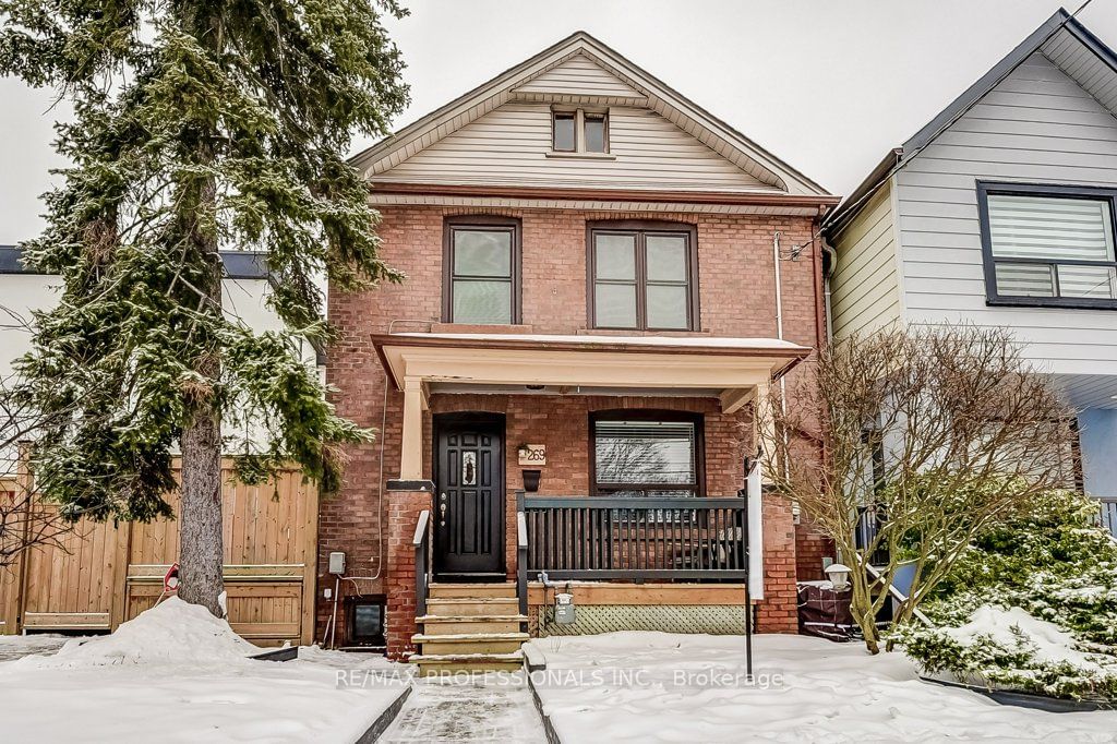 Detached House sold at 269 Lumsden Avenue, Toronto, Woodbine-Lumsden, M4C 2K7 - MLS: E11961755