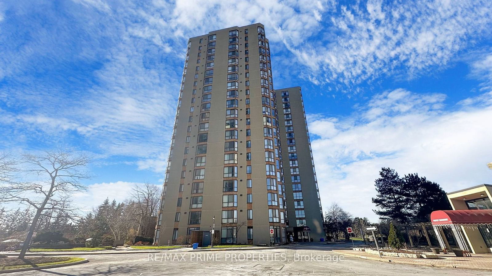 Condo for sale at 1112-55 Bamburgh Circle, Toronto, Steeles, M1W 3V4 - MLS: E11962084